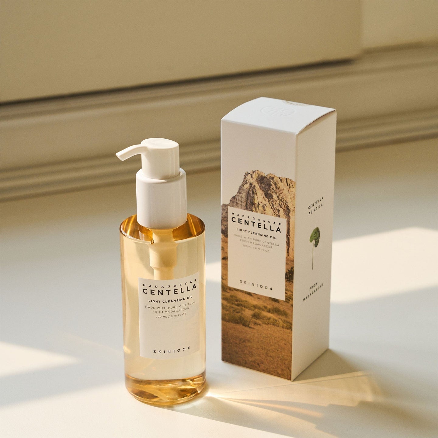 Skin1004 Madagascar Centella Light Cleansing Oil pumbaga pudel koos pakendiga 