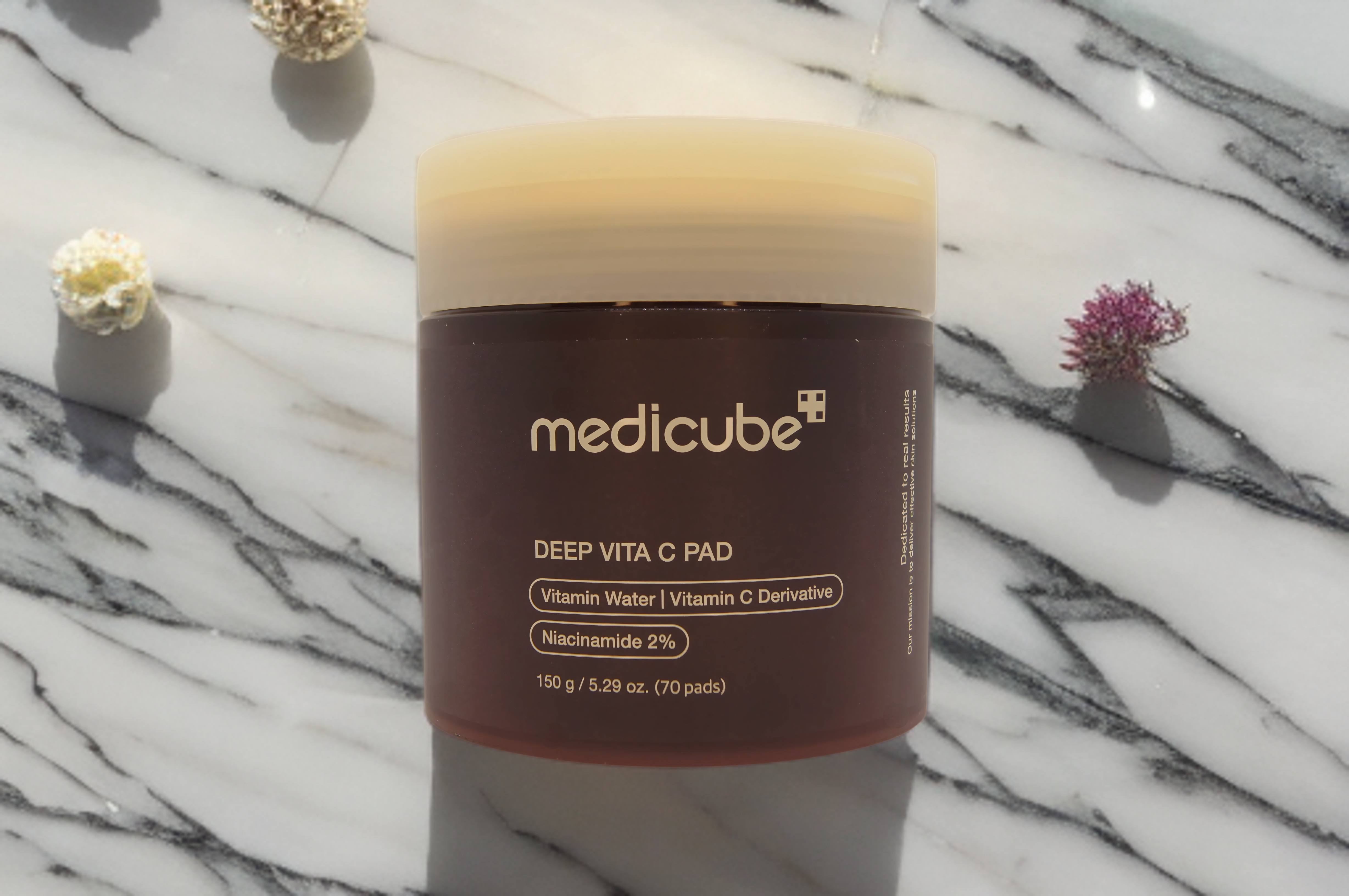 Medicube Deep Vita C Pad - niisutavad näopadjad C-vitamiiniga 70tk