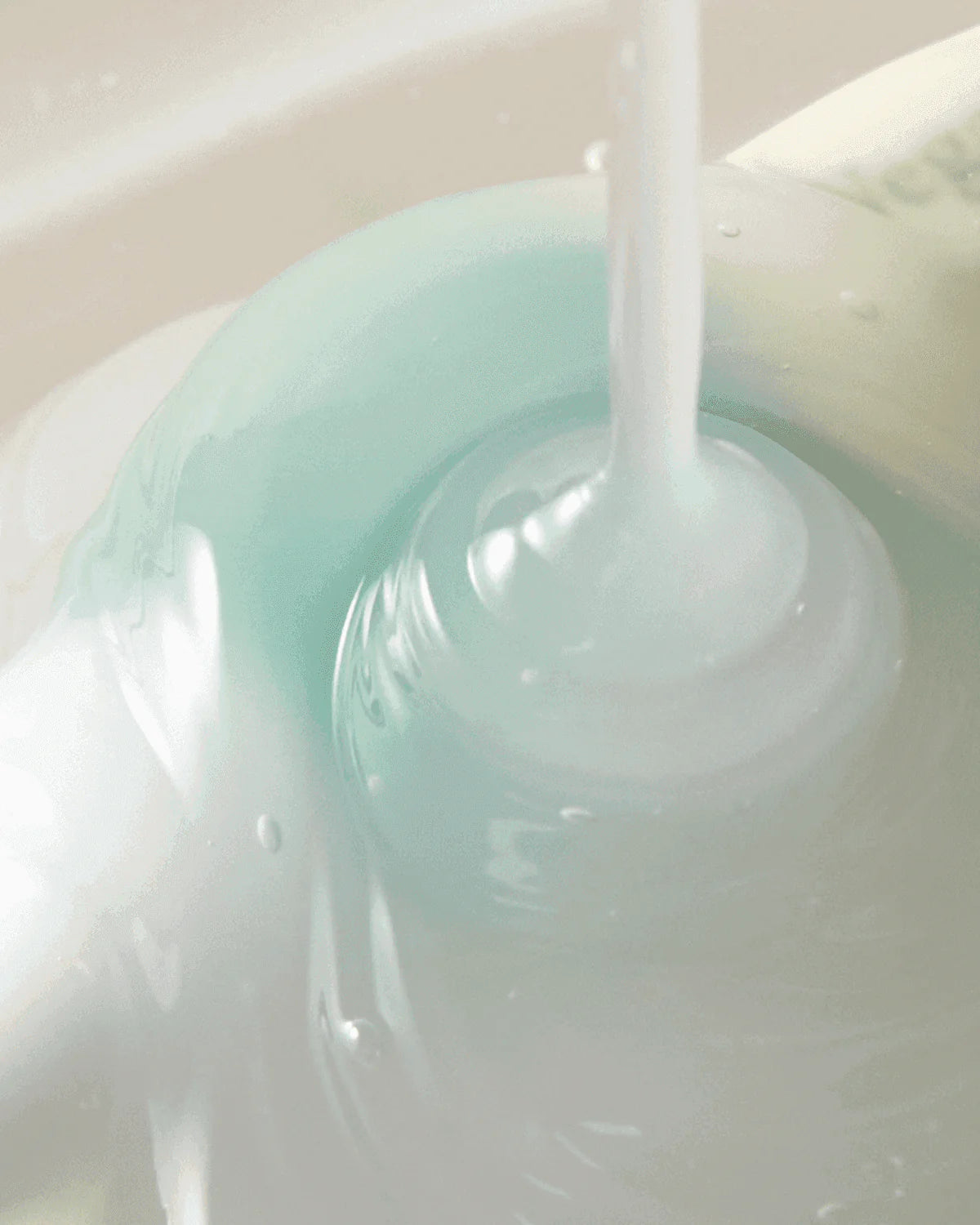Axis-Y Vegan Collagen silmaseerumi toime kortsudele