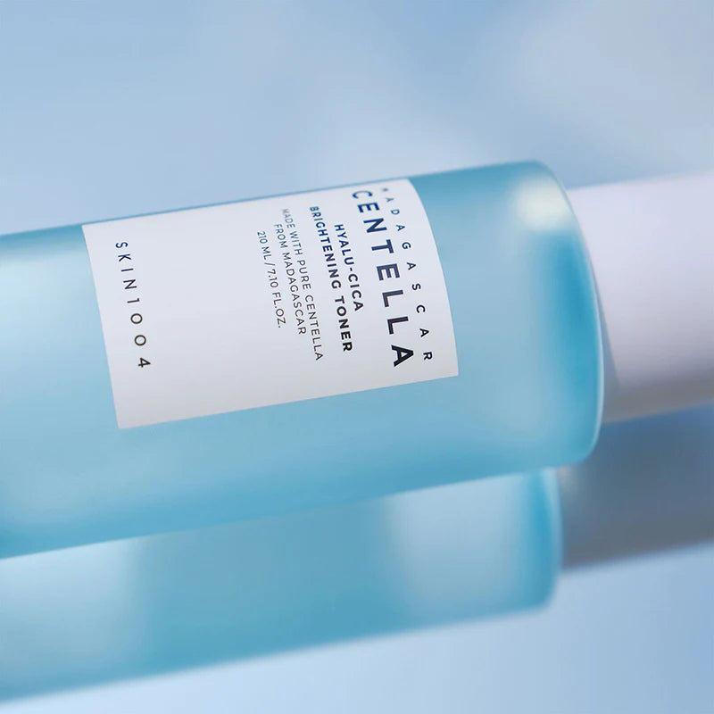 Skin1004 Madagascar Centella Hyalu-Cica Brightening Toner kooriv ja niisutav toonik