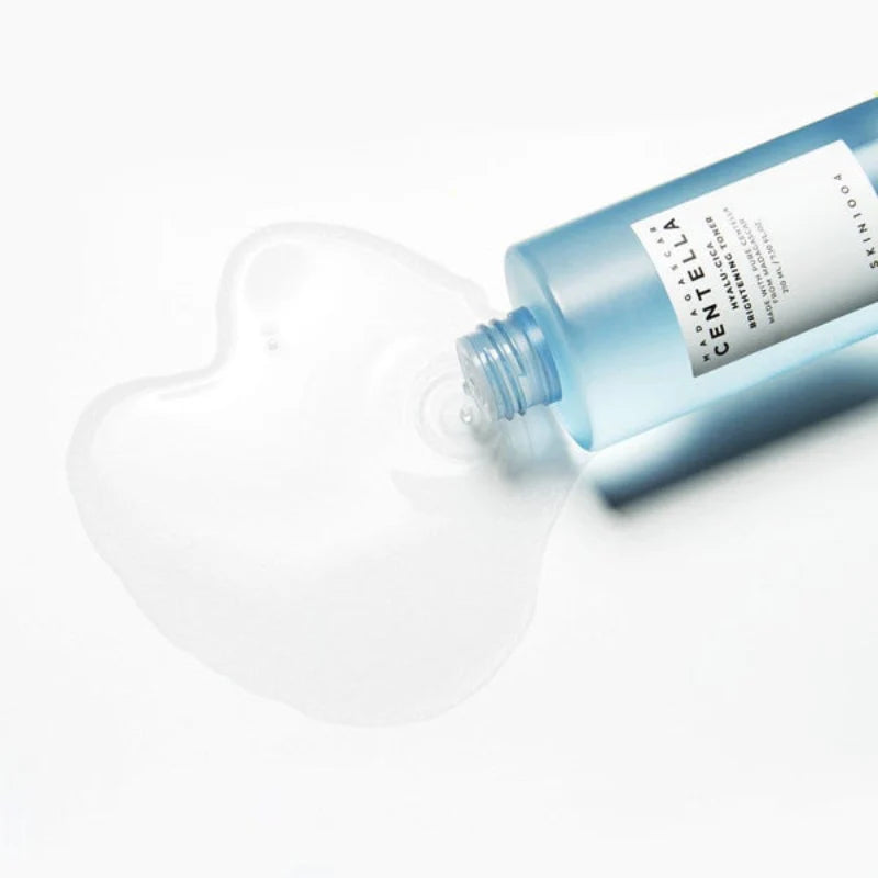 Skin1004 Madagascar Centella Hyalu-Cica Brightening Toner kooriv ja niisutav toonik